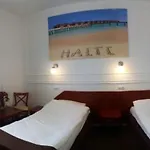 Granada מלון 3*