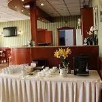 מלון Granada 3*