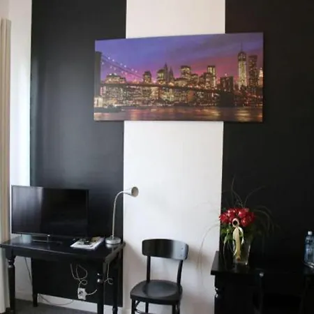 Hotel Granada 3*