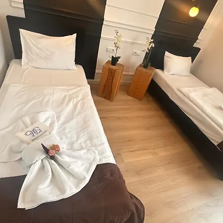 Granada 3*