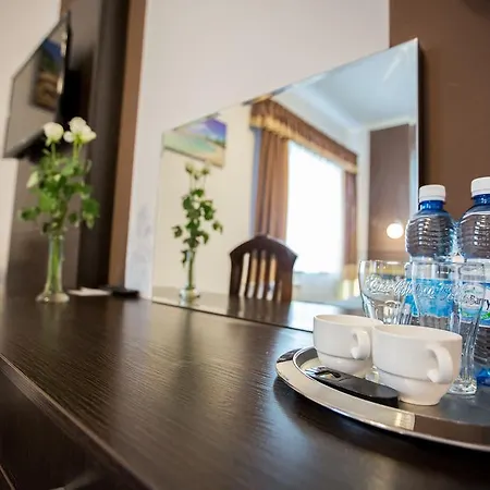 Hotel Granada 3*